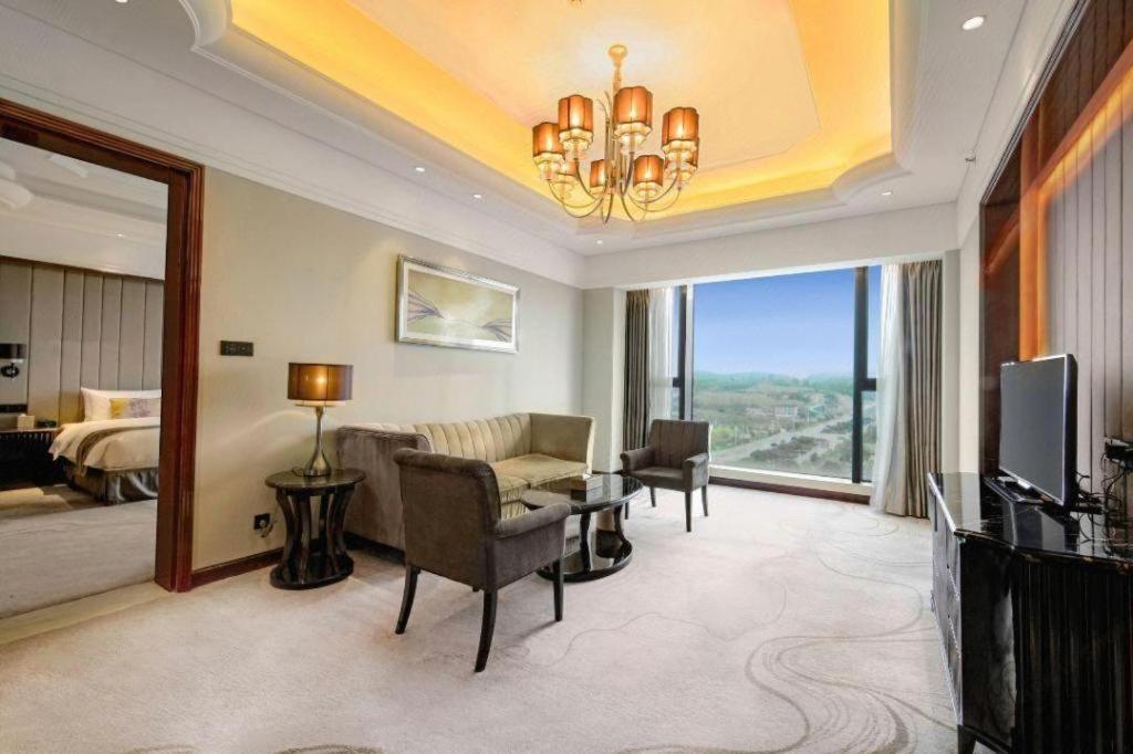Hotel Wyndham Grand Plaza Royale Xianglin Shaoyang Extérieur photo