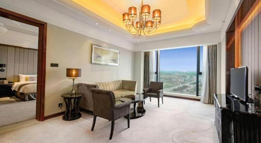 Hotel Wyndham Grand Plaza Royale Xianglin Shaoyang Extérieur photo